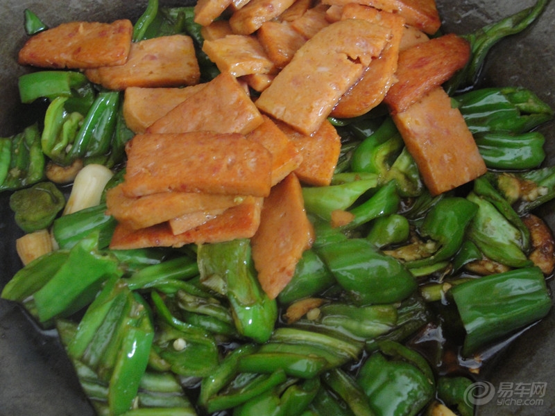 午餐肉炒辣椒可以吗 a2c26341813148aaa92c1066195b9656.jpg