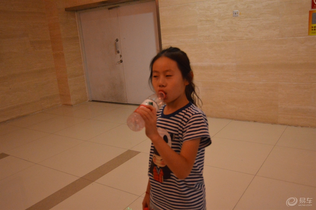0d082fbb86e340d5b11d62ade7f71fd1.jpg