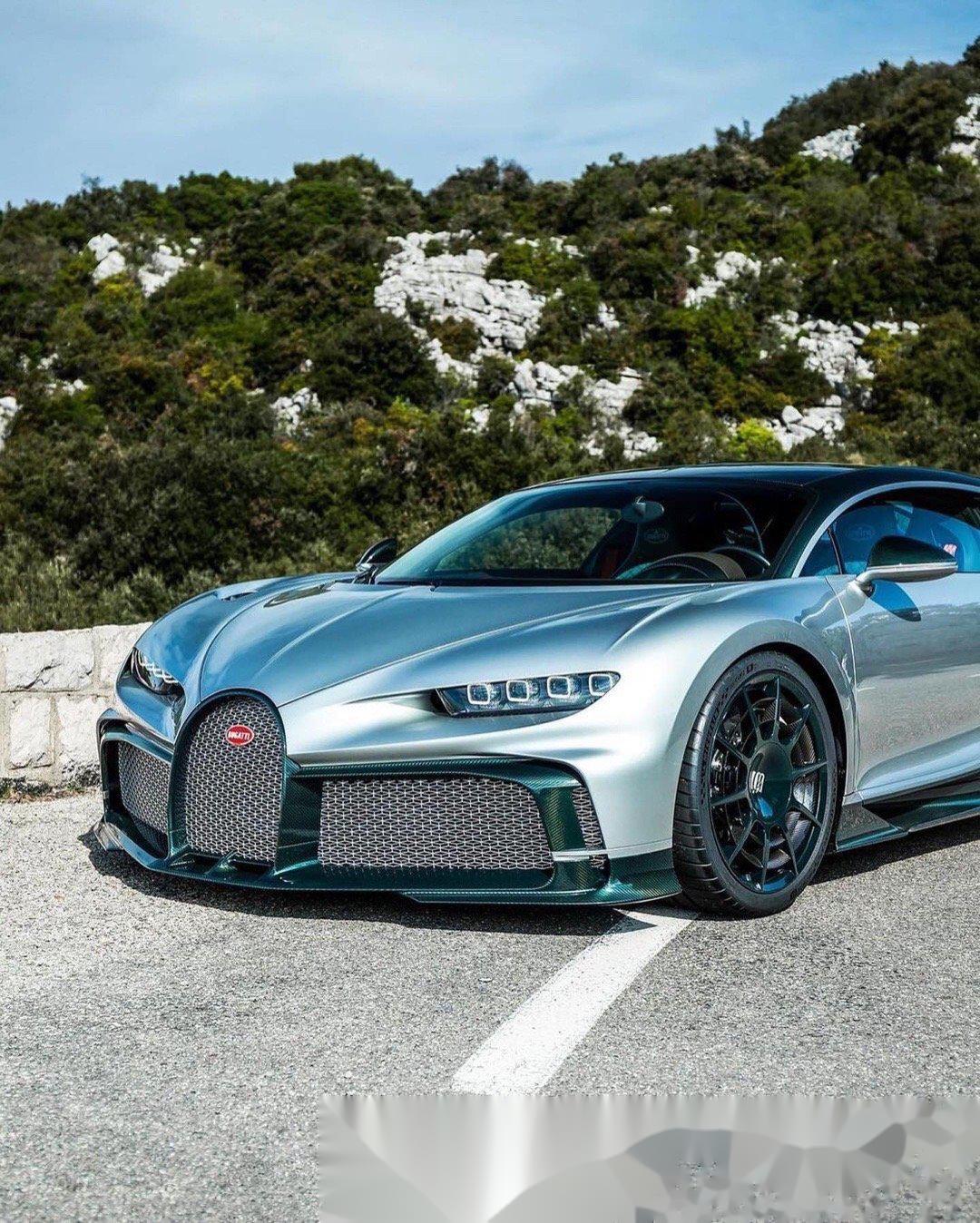 Bugatti Chiron Pur Sport Green Rhapsody 有钱人的社区 易车社区