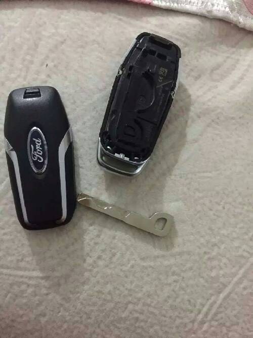 【福特锐界的钥匙摔坏了,重新配原厂钥匙需要