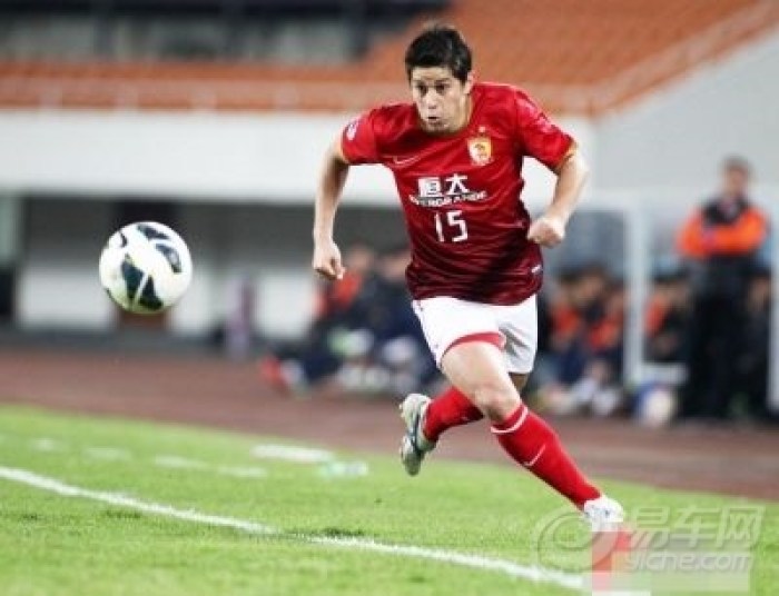 【【我与足球明星】恒大的中场魔术师--孔卡】