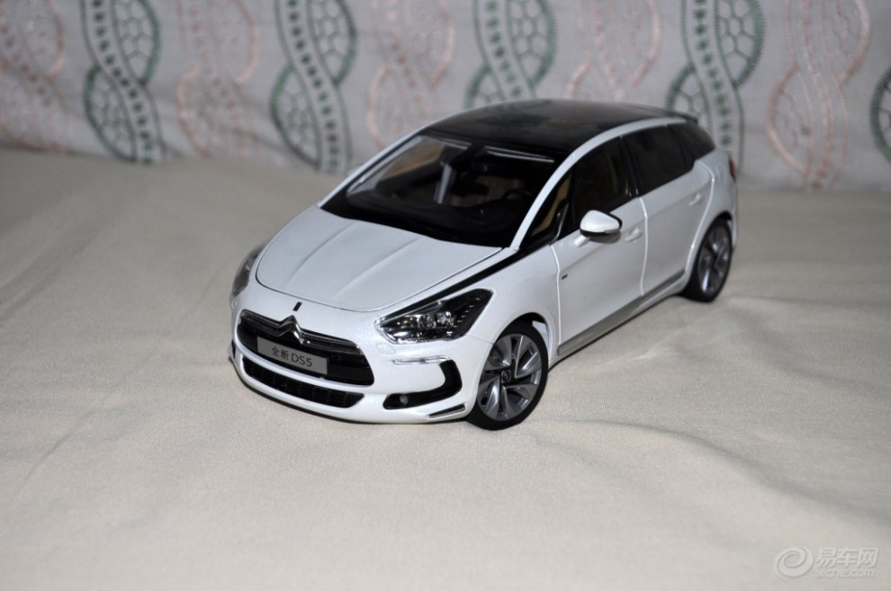 【拆车评测2--爱屋及乌 1:18长安谛艾仕DS5】