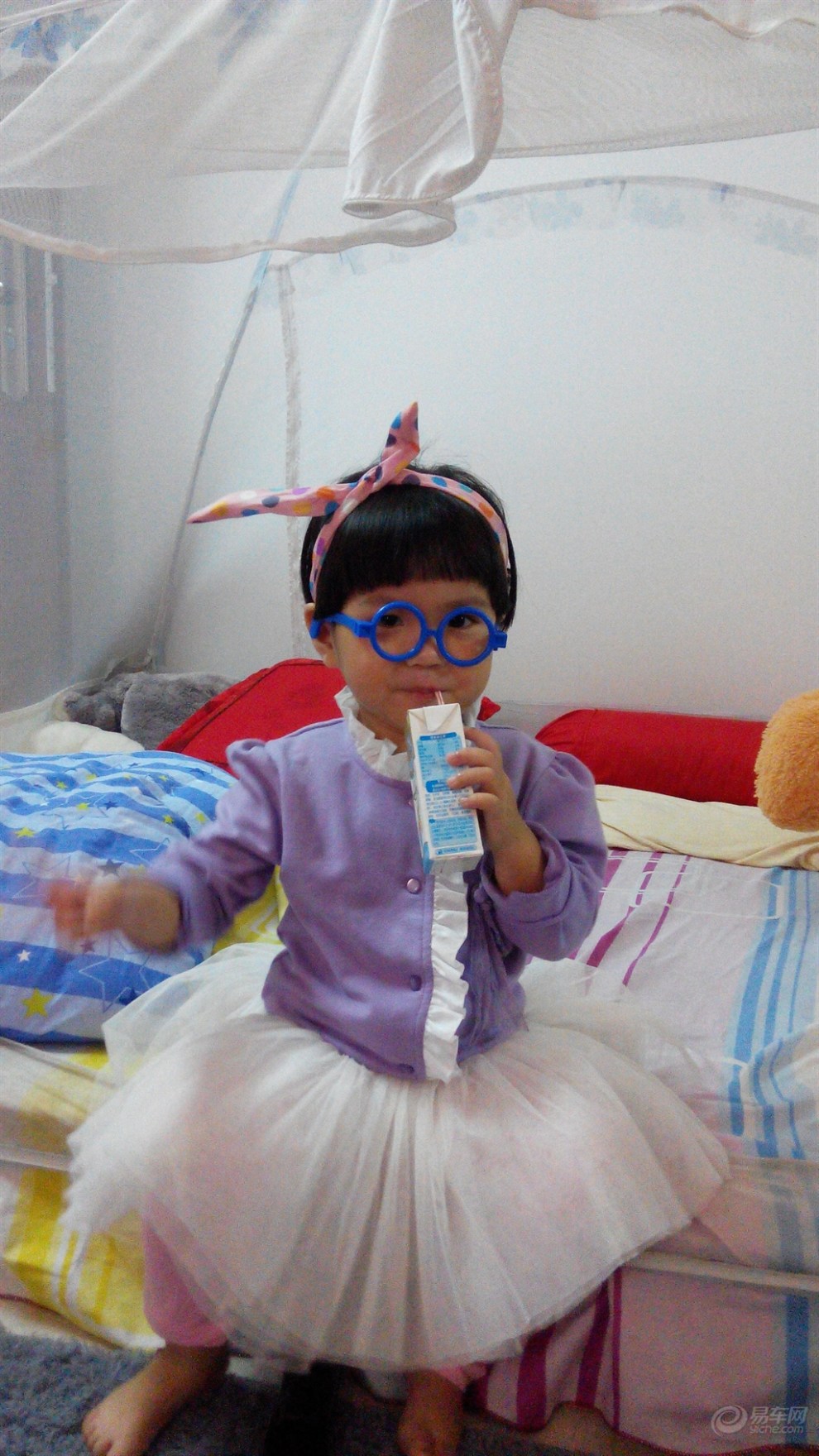 【【双dan狂欢】宝宝戴着眼镜喝酸奶!】_福建