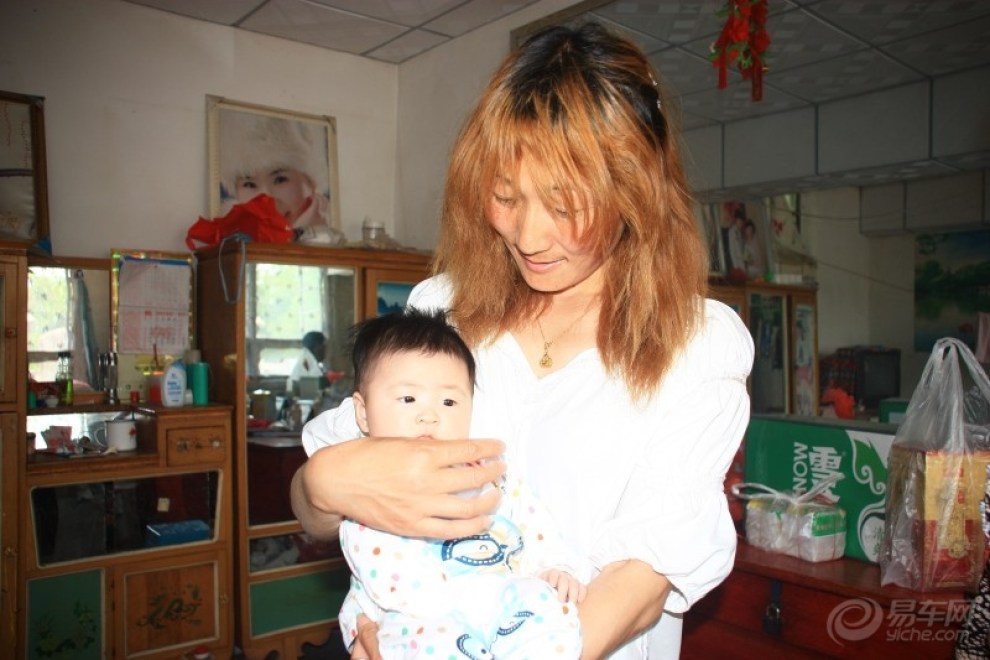【<em>和舅舅</em>舅妈一起看小<em>侄女</em>.】_长城C30论坛图