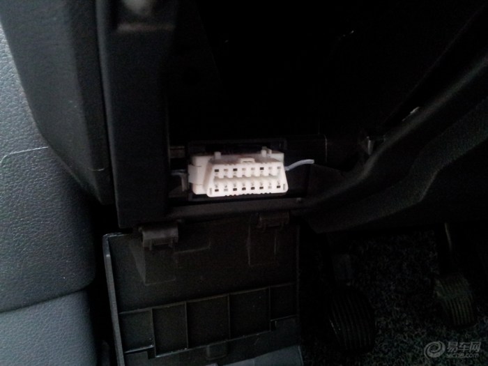 【我家阿福--安装OBD蓝牙行车电脑适配器显示