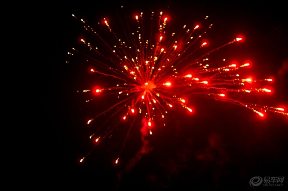 【【马到成功】丰盛年夜饭,灿烂 烟花火 】_安徽