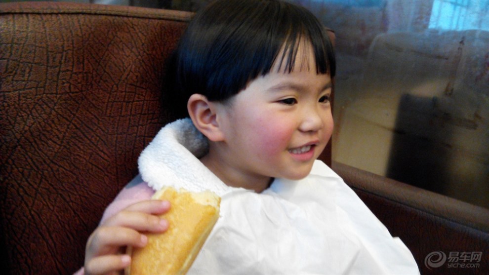 【宝宝吃面包!】_福建论坛图片集锦