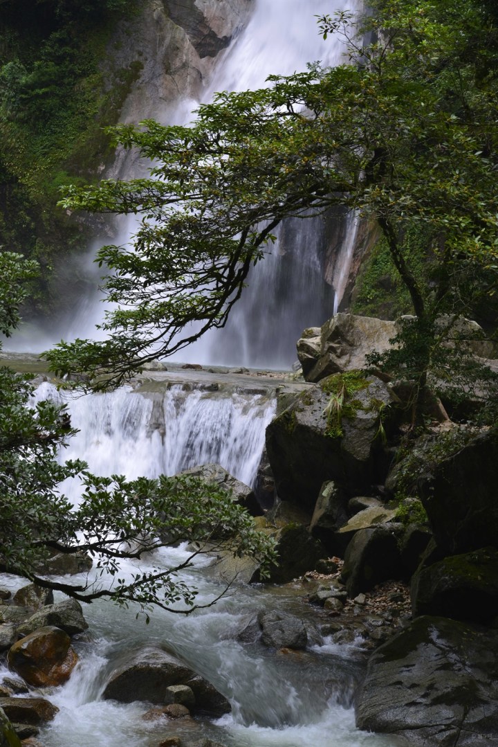 山水美女手机壁纸高清