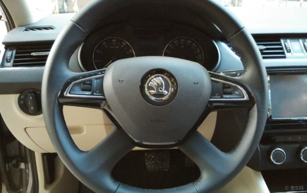 【细腻程度真的还是有区别的。手机这么小的部