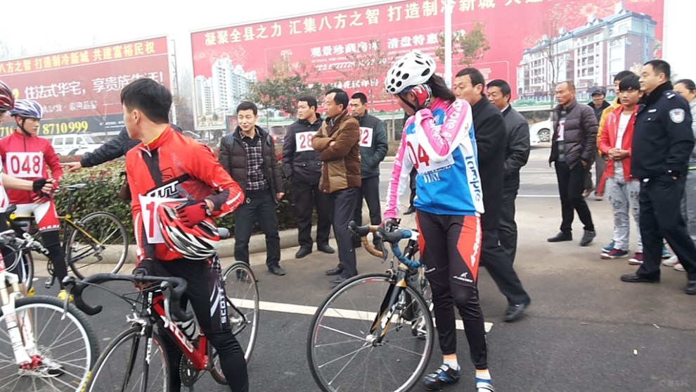 【运动会---自行车比赛】_河南论坛图片集锦_