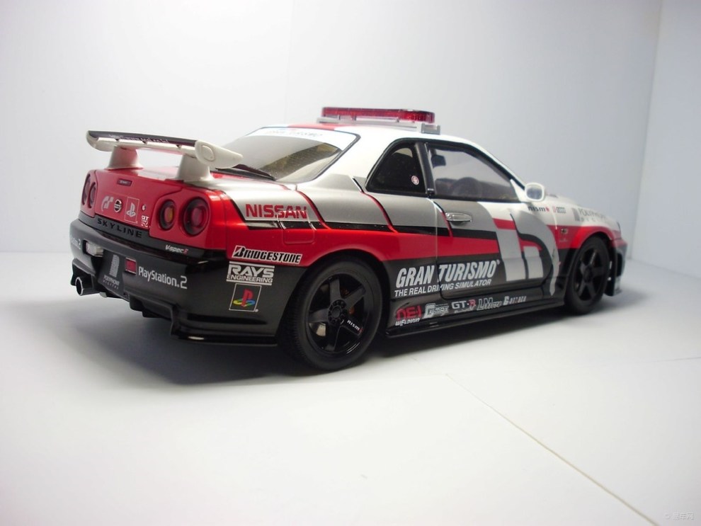 nissan skyline r34 gtr r-tune