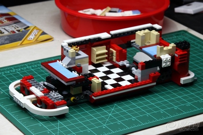 【【Mic收藏】Lego T大众露营车 10220】_汽