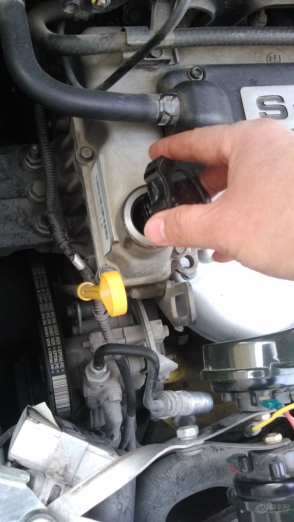 【独自DIY不需要升降机、地坑,给OO换机油、