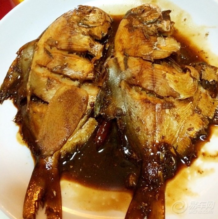 黄油红烧鲳鱼电饭煲做蛋糕用家常吗图片