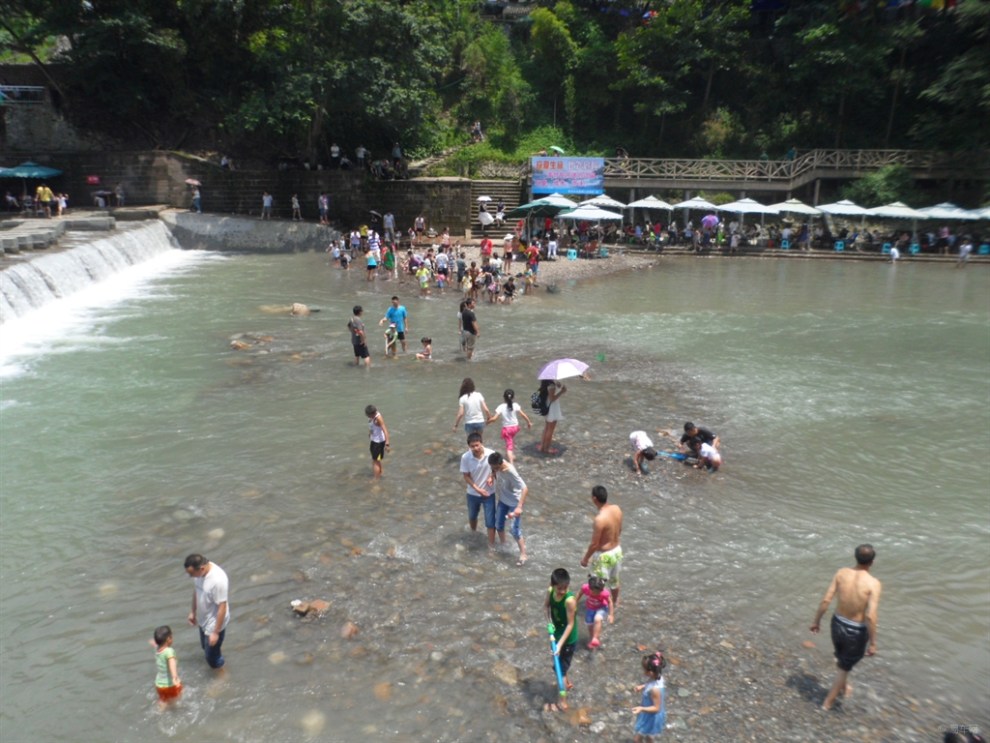 【白鹿风情小镇】_四川论坛图片集锦_汽车论坛-易车网