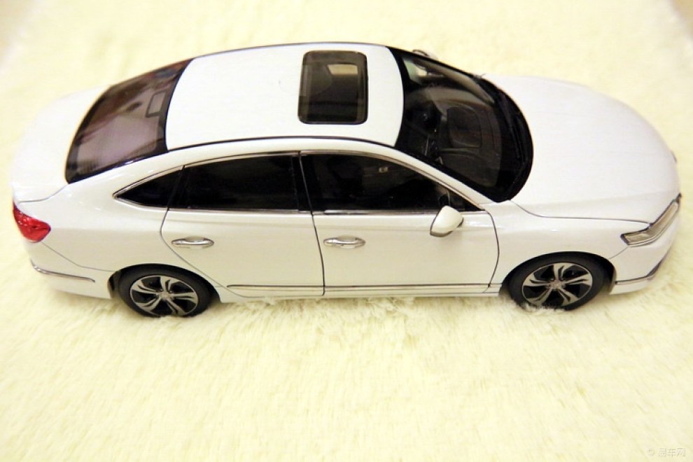 【新东风本田思铂睿白色】_汽车模型论坛图片