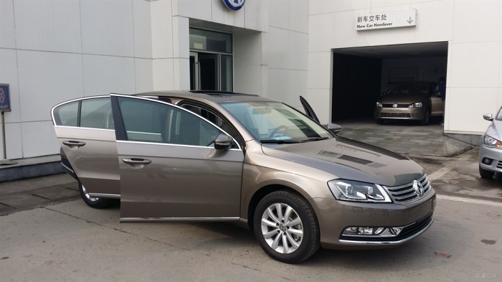 【兄弟齐心选迈腾 老爸满意乐欢腾】_迈腾论坛