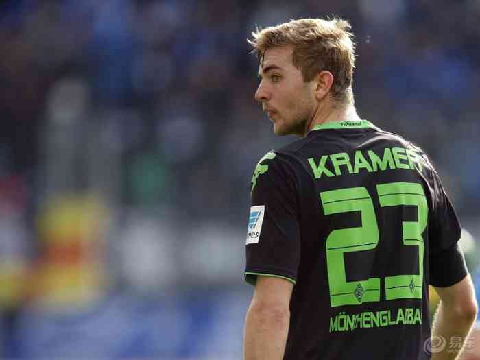 【阿隆索落选德甲后腰评级】易车足球大联盟论