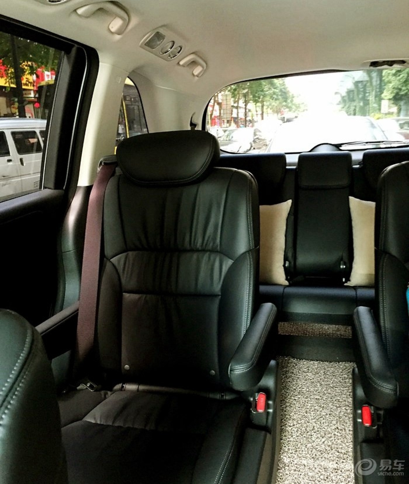 喜提新款奥德赛智享版(白外黑内)附导航加装和