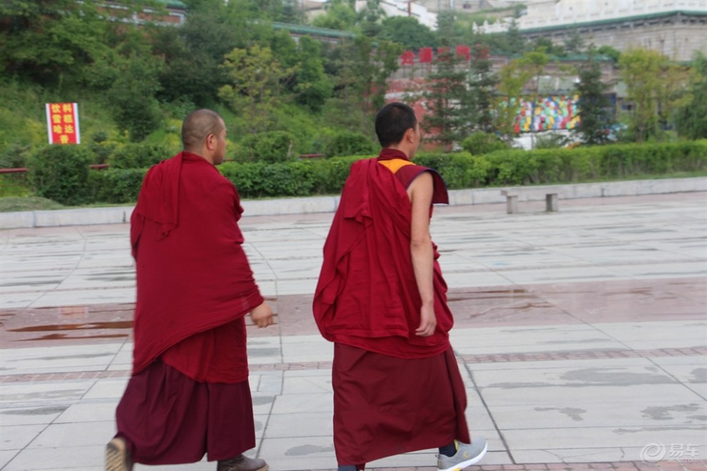 【只为那绛红色的僧袍--拉卜楞寺】_四川论坛图片集锦_汽车论坛-易车网