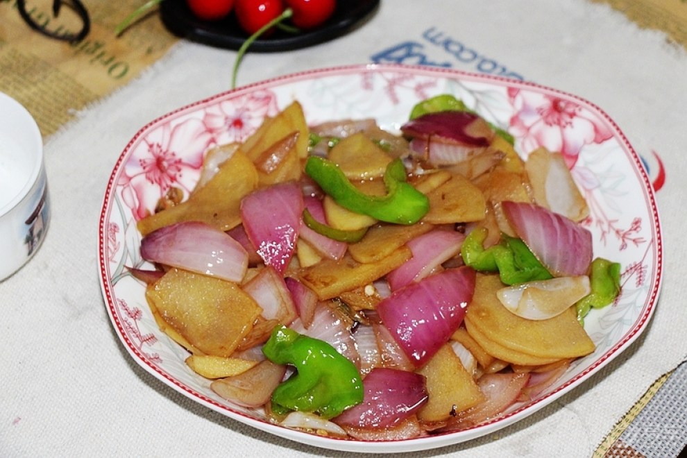 【【洋葱感恩考生季】美食炒土豆片】_特性之金枪鱼美食图片