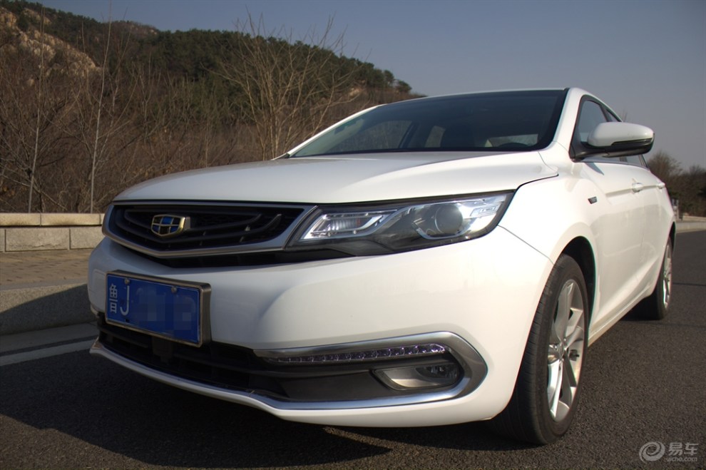 【水声滴滴,凤起涟漪。百转千回,何处觅!小白出