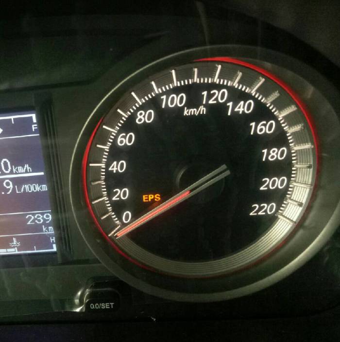 【8月2号刚全新景逸x5,EPS警报,方向盘动不了