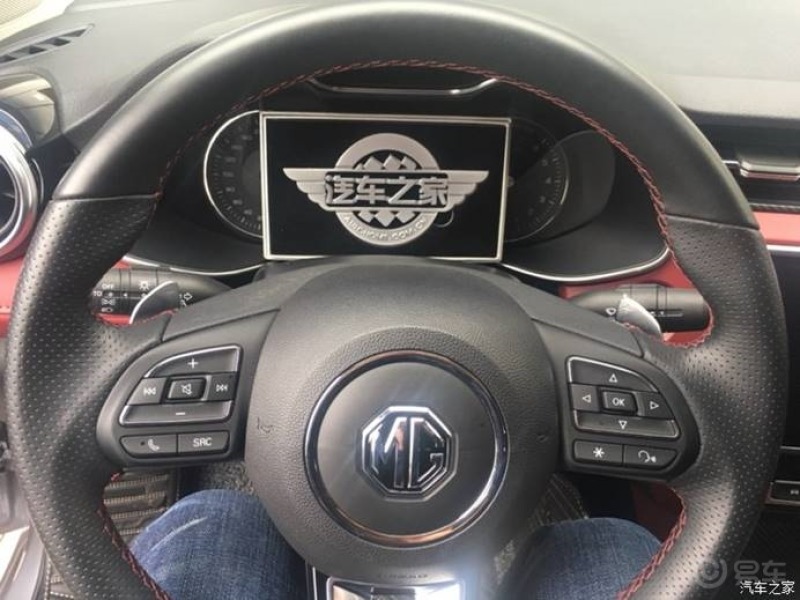 【渝爵汇】贴上车标,也就是有身份的人了