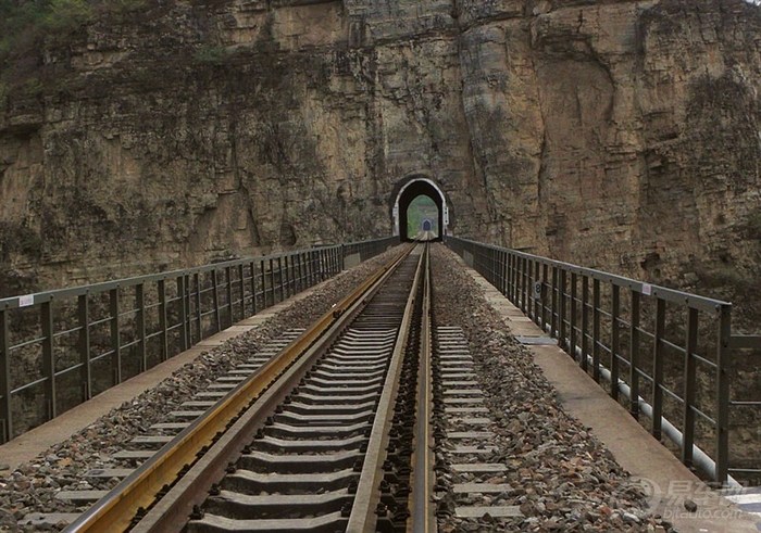 老火车视频集锦高清_火车视频集锦高清_火车