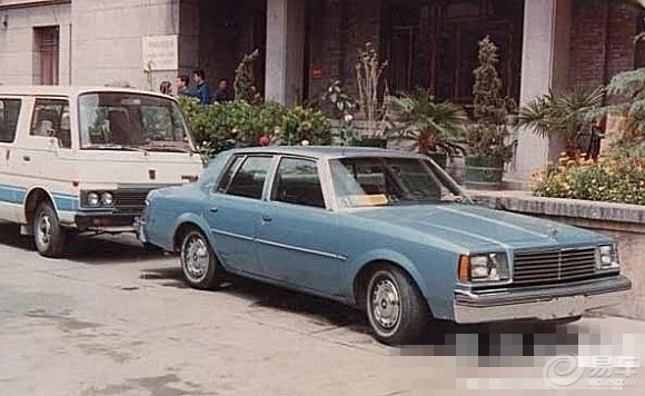 【(怀旧)街拍80年代街头的老爷车】_山东车友会_汽车