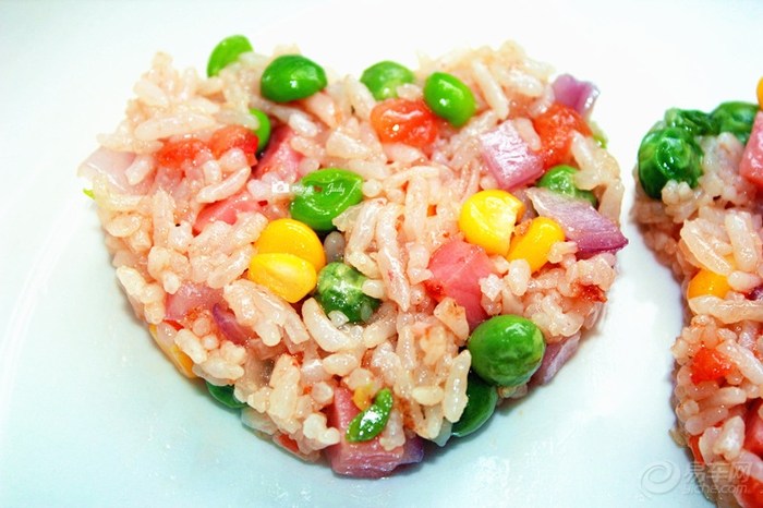 【【美食摄影】剩米饭的华丽转身