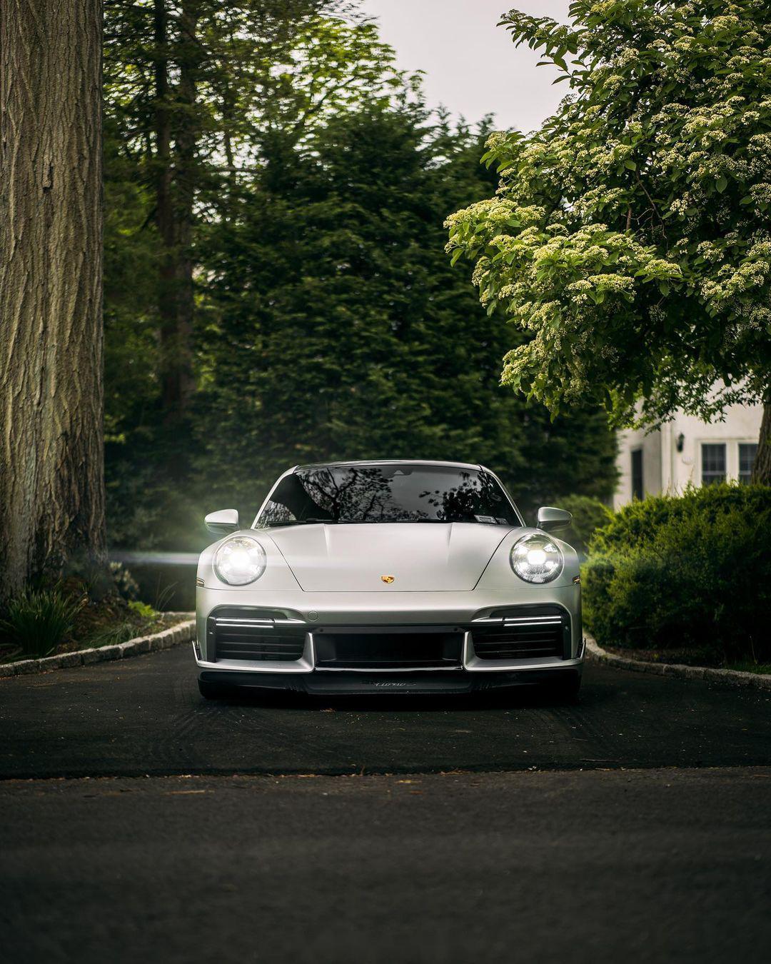 保时捷911 turbo s 992,911不知道买什么颜色就买gt银#保时捷9