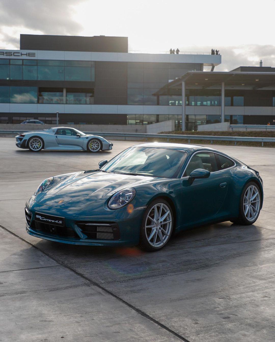 保时捷 911 carrera 4s(pts fjord green) #德系车