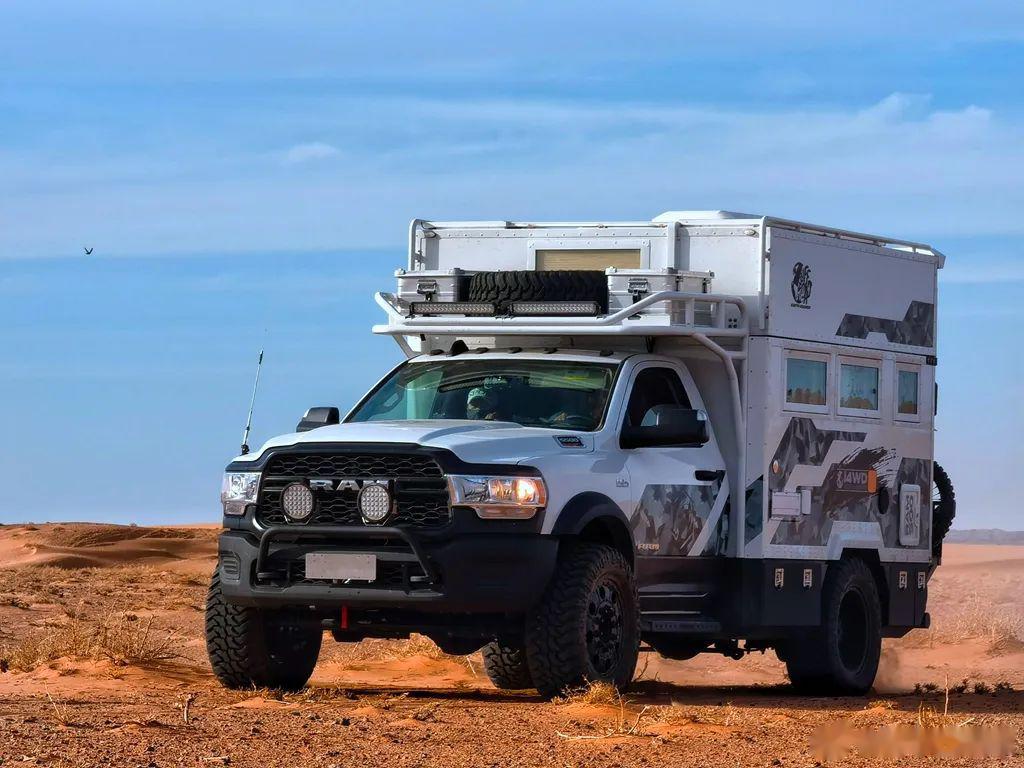 新车谍报——旅美速腾地球流浪者四驱越野房车 高性能,高通过性是旅美