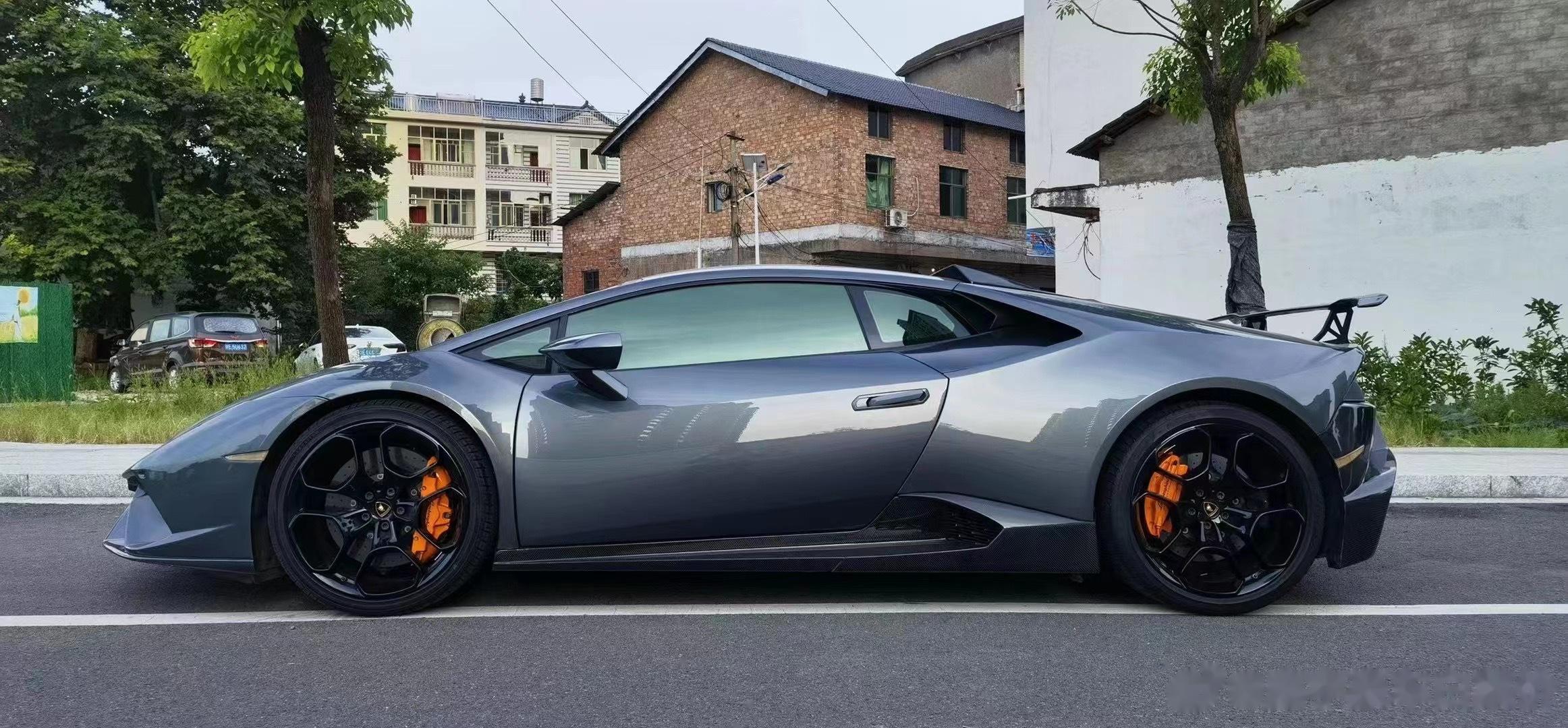 17年兰博基尼huracan lp610-4 最顶配,透明机盖/陶瓷刹车/ 底盘