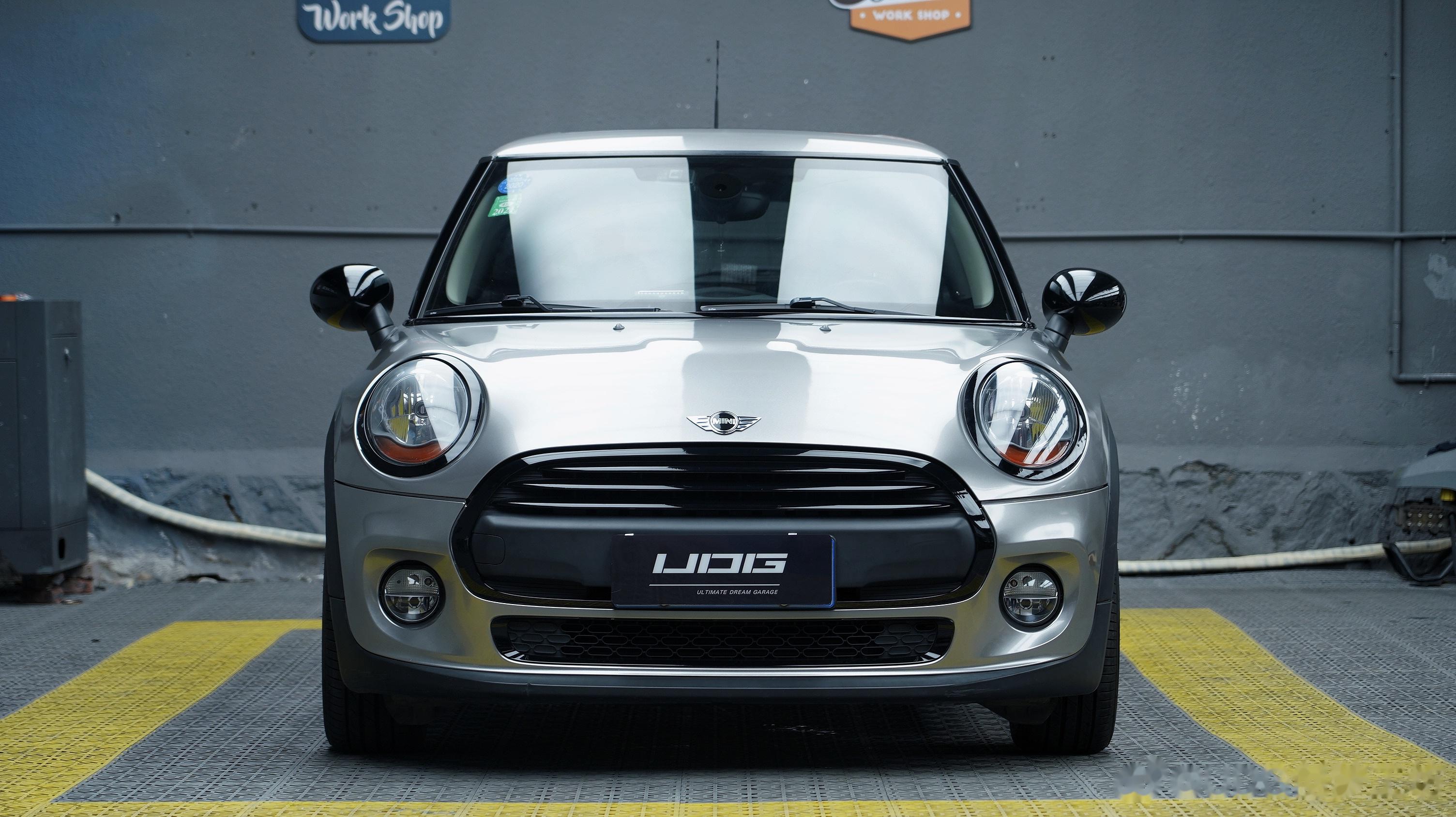 udg创梦工坊- bmw mini篇 装贴改色膜-白