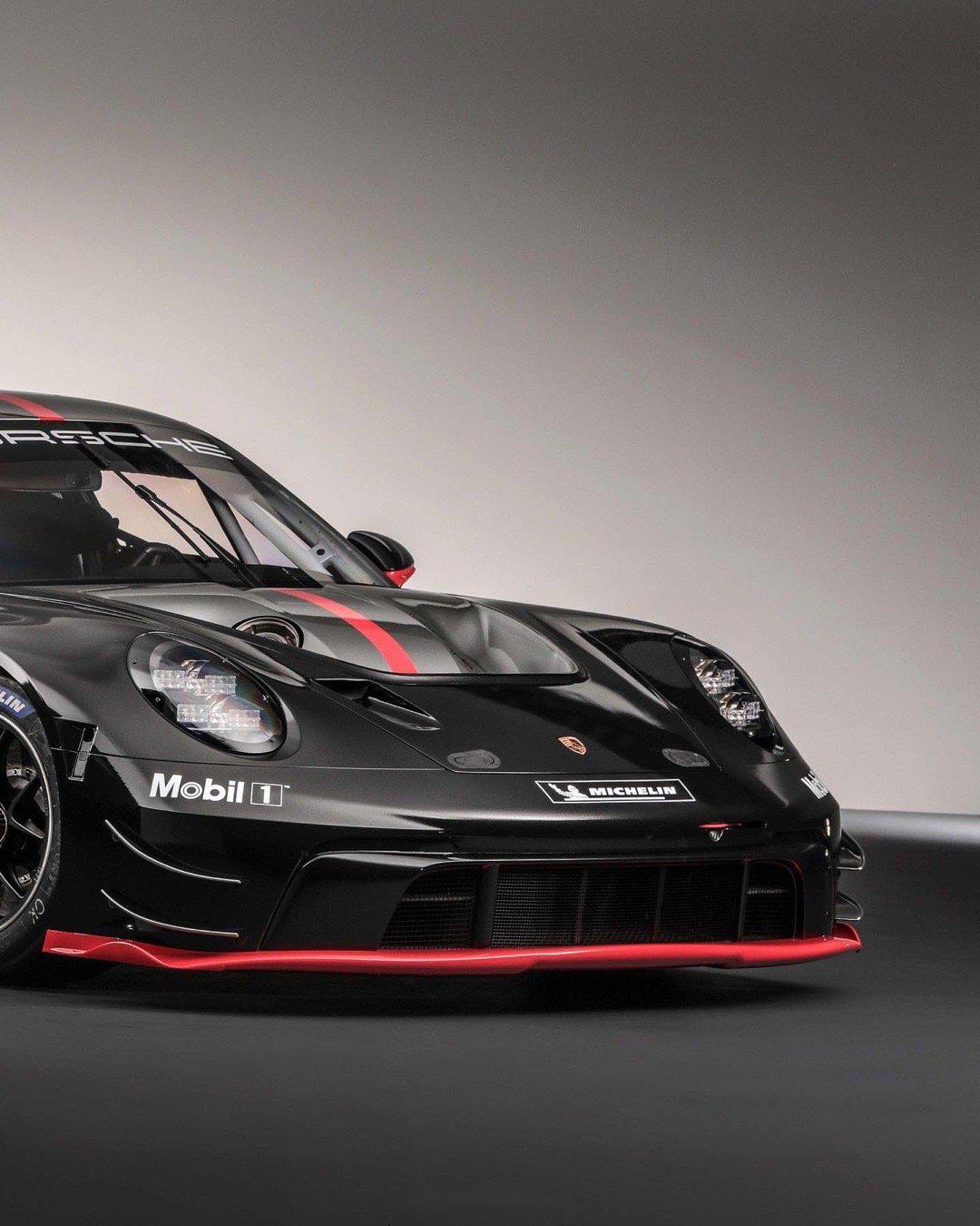 全球赛车运动#保时捷911 gt3# 保时捷近日透露了最新的911gt3 r赛车