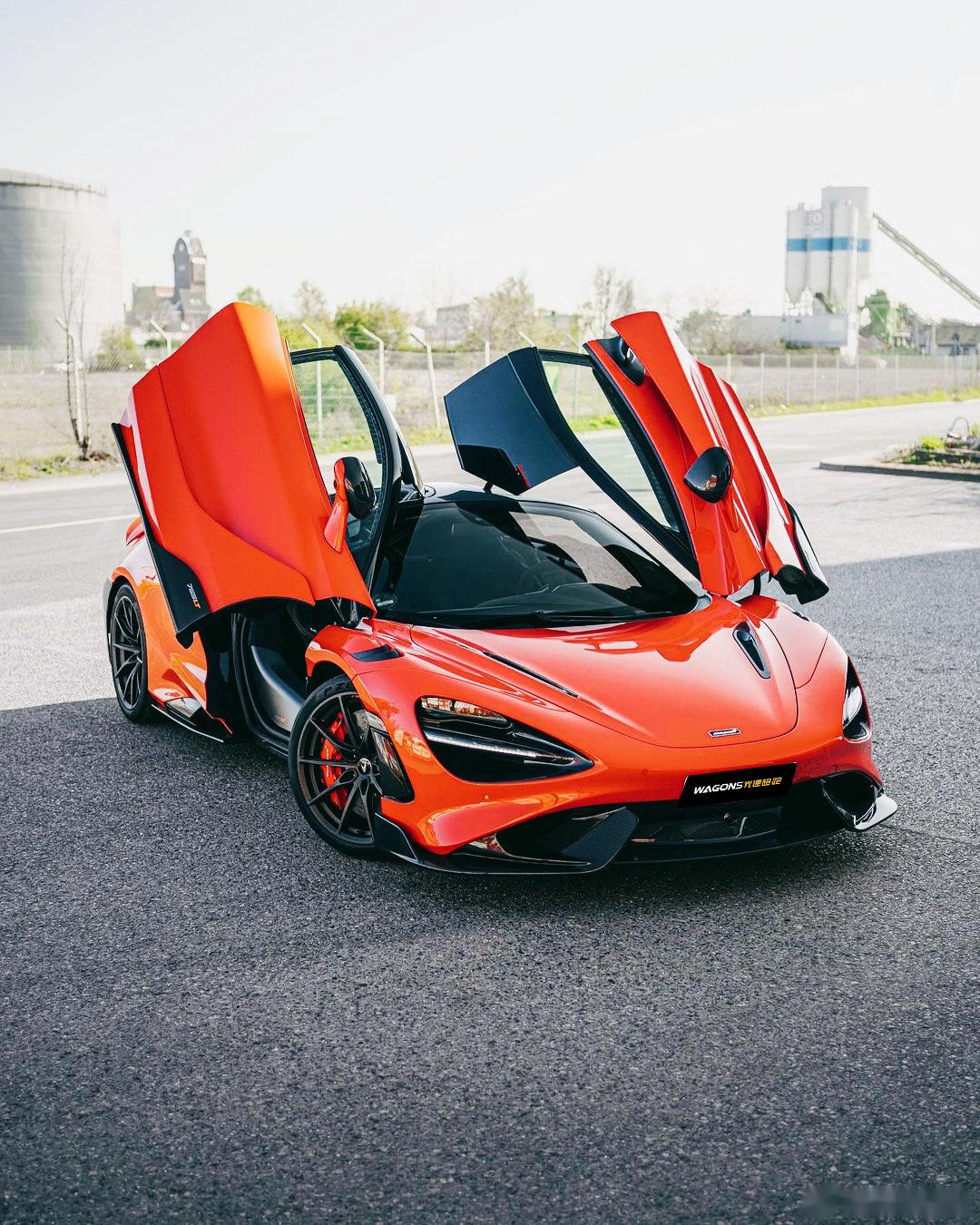 mclaren 765 lt 1 跑车配色怎么选? 自己喜欢最重要 夏天需要够亮