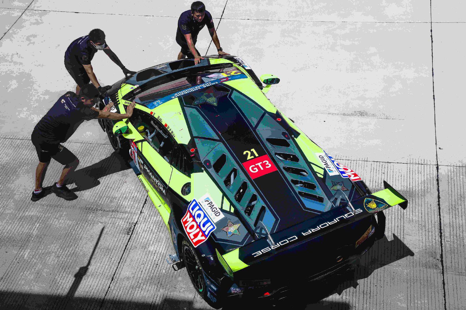 近日,三台兰博基尼huracán gt3 evo赛车将与三对实力车手强强联合,出