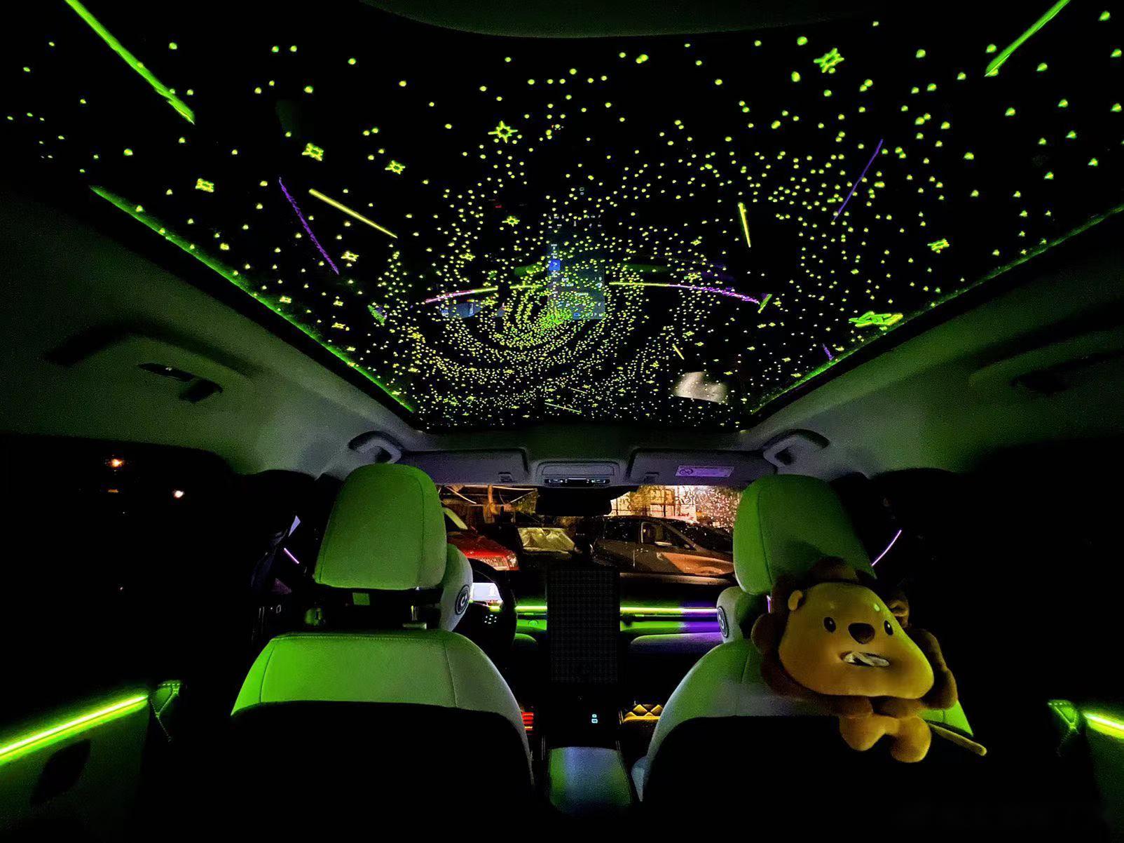 mustang mach-e #改装完毕!跟随氛围灯变化的星空顶,简直不要太好