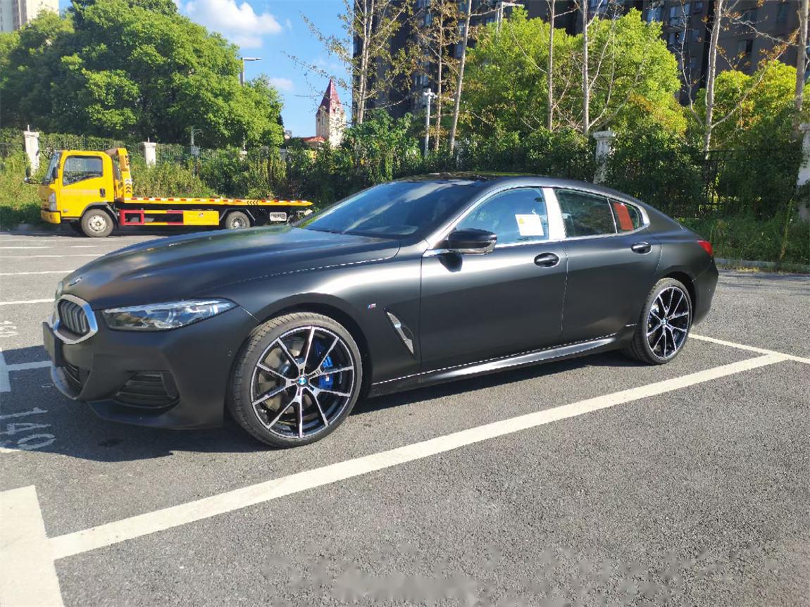 新上架!宝马 840 xdrive 四门 m运动套装,磨砂黑武士超有质感再来个曜