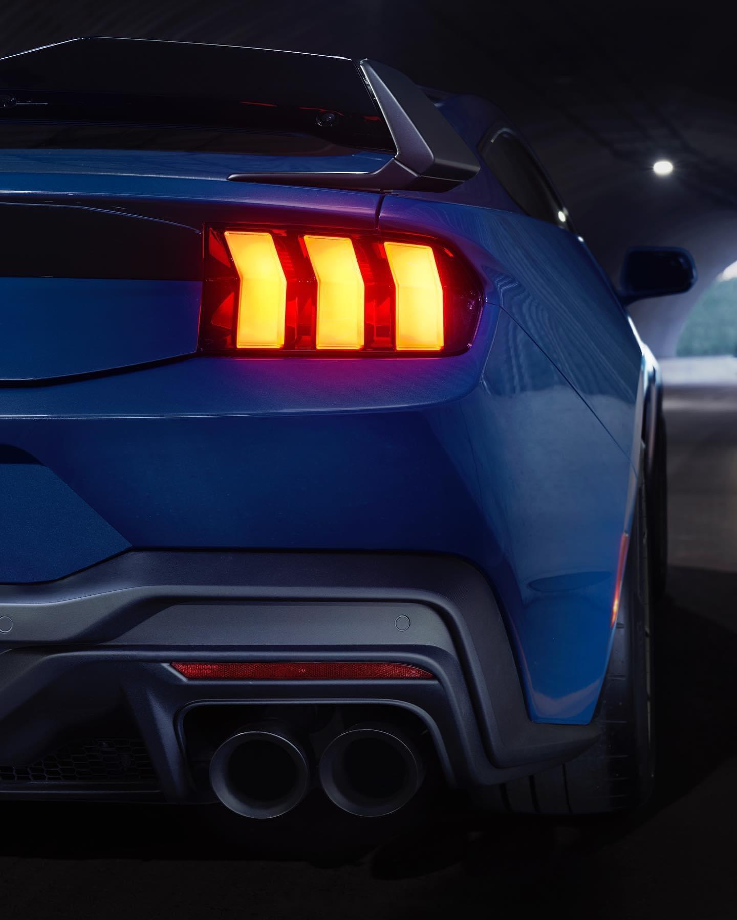 怪兽来了 942024款福特mustang dark horse黑马版94 7515