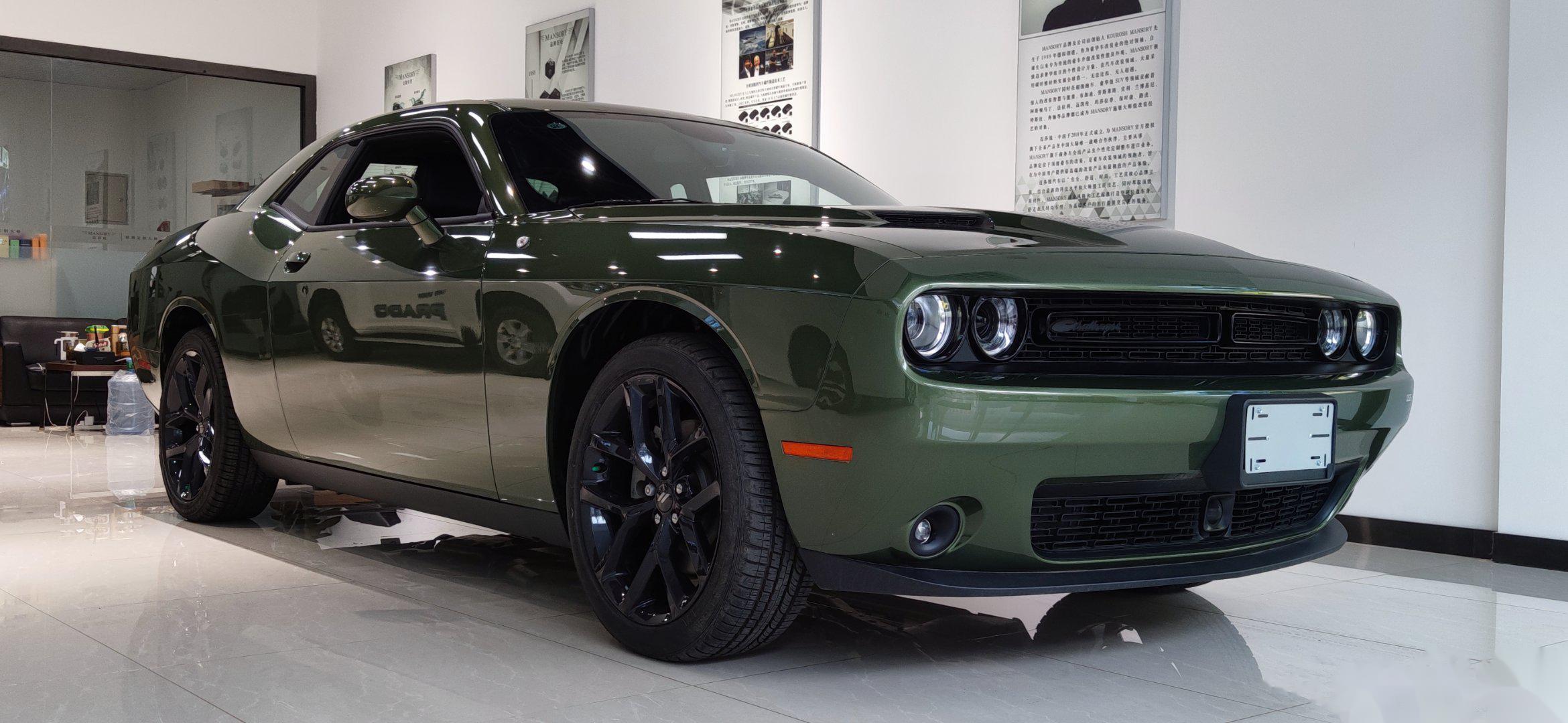 道奇挑战者 gt,sxt plus 终于可以进京了新款中控台还升级了软包,意外