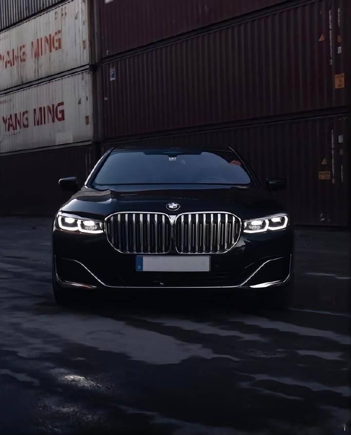 酷车快讯2022-11-23都是车八卦社区0奔驰w186 300   1951年问世的奔驰