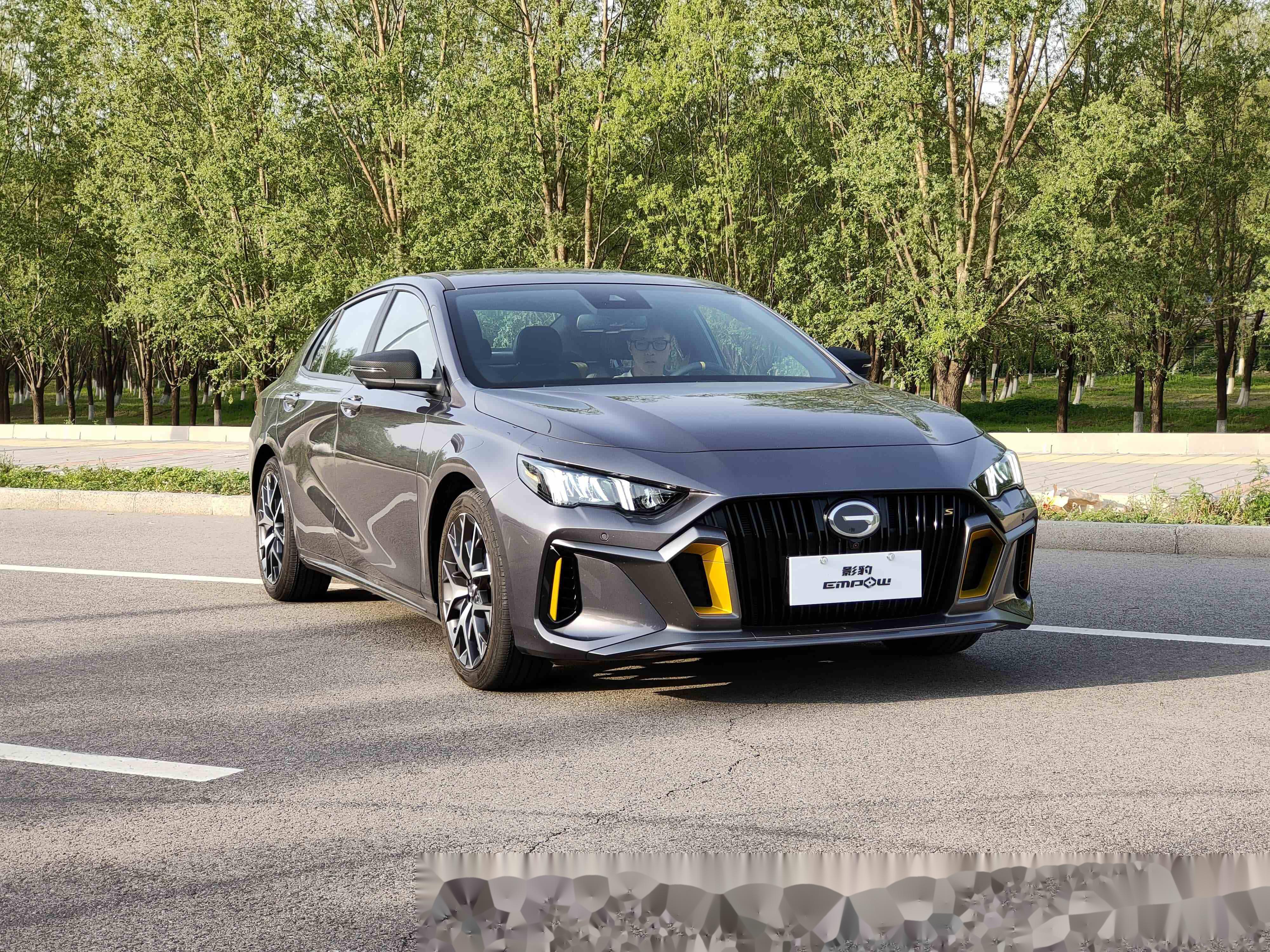 2022广州车展上的广汽传祺影豹混动版,有外观有外观,要性能有性能