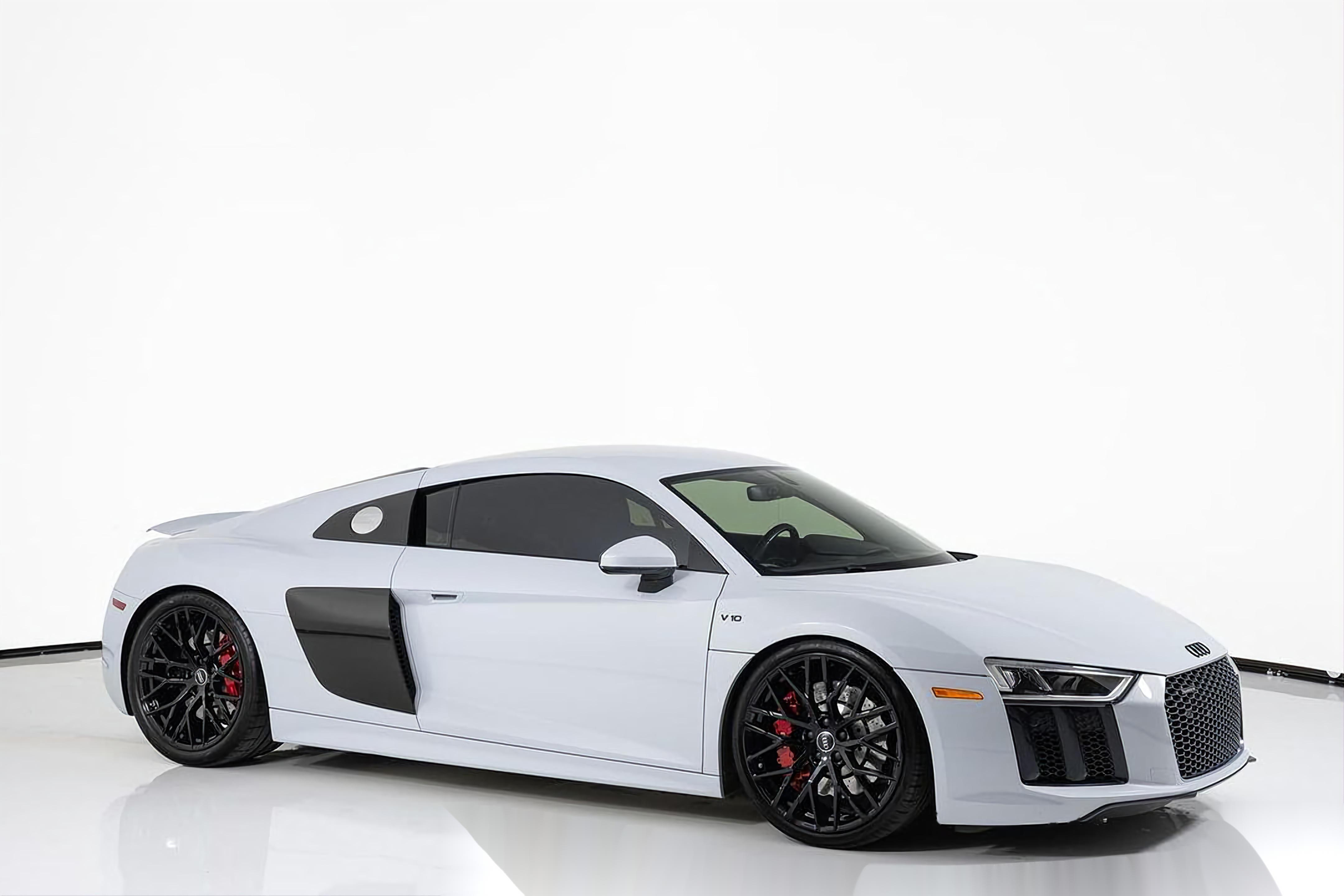 新上市的奥迪r8一共有多少种颜色呀