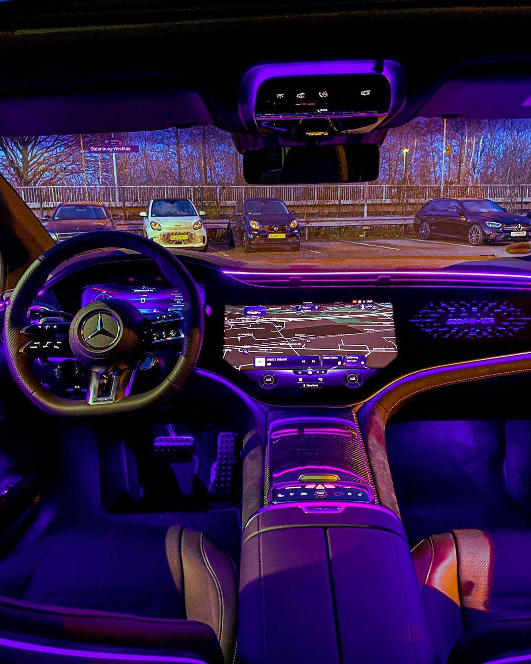 宝马的新内饰氛围,可以干的赢内饰氛围鼻祖奔驰吗 _汽车杂谈社区_易车