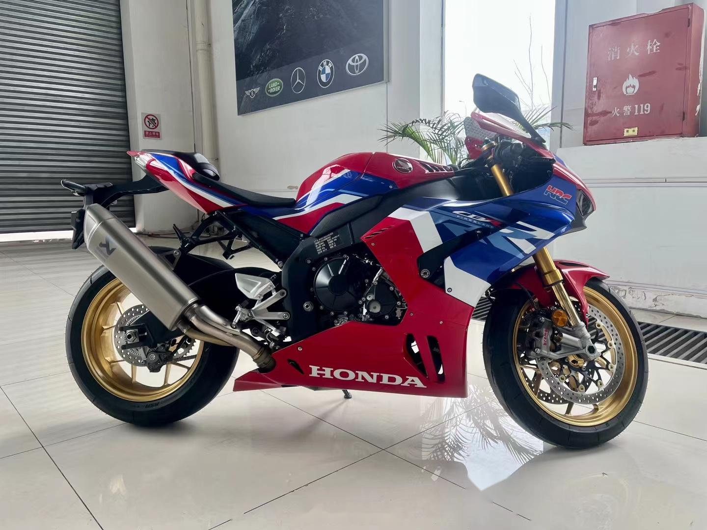 cbr1000rr-rsp图片