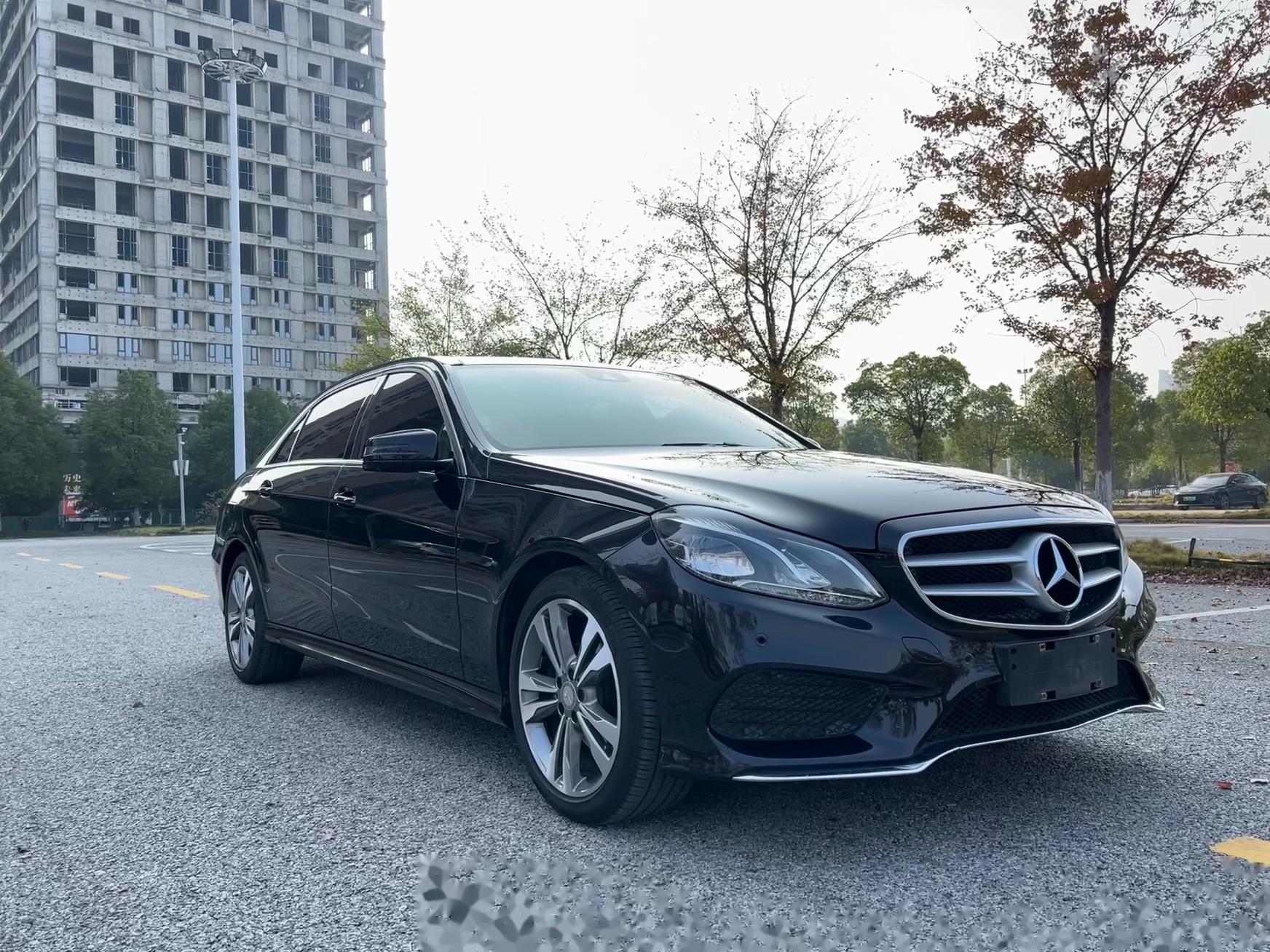 奔驰15款e260运动时尚版