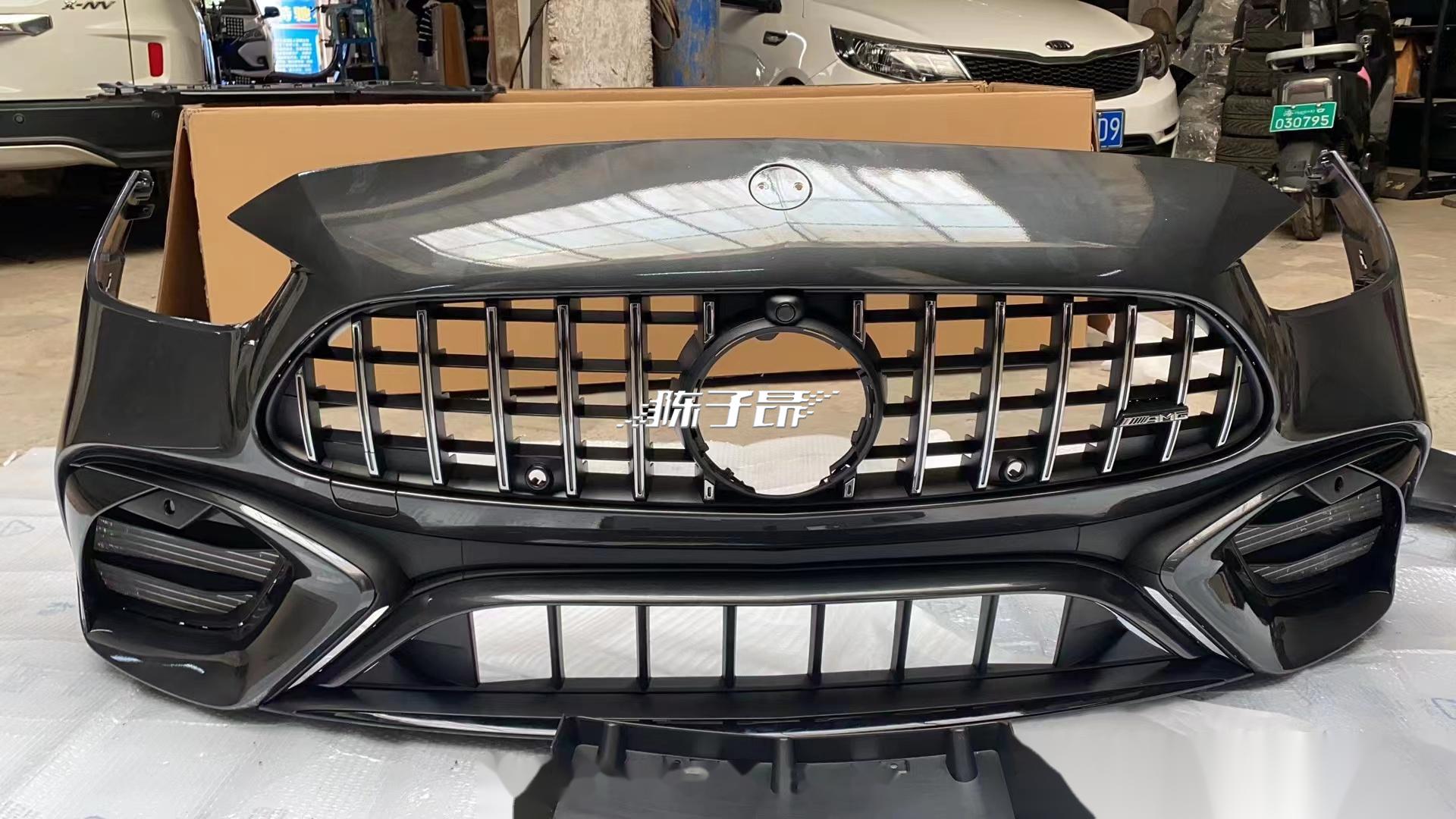 奔驰新c石墨灰改装c63amg包围上车图 图中图片为奔驰新c260改装奔驰c